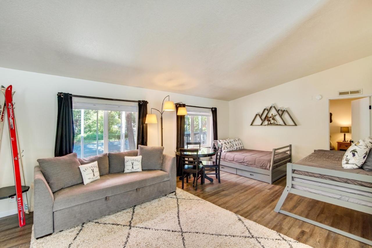 Riverfront Home With Deck, Near Mount Rainier! Packwood Eksteriør billede